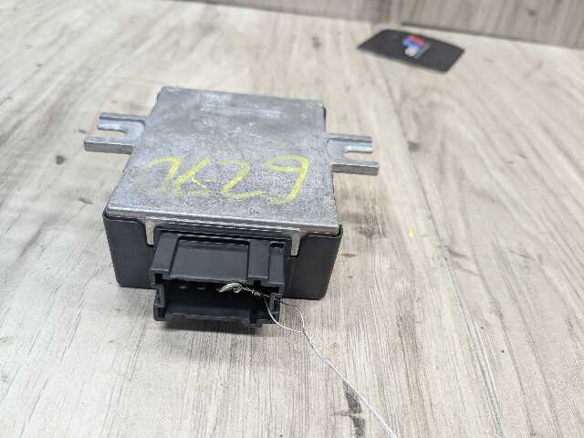 OEM BMW F90 G12 G20 G22 G23 G42 G80 G82 G83 M3 M5 Fuel Pump Control Module Unit