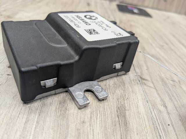 OEM BMW F90 G12 G20 G22 G23 G42 G80 G82 G83 M3 M5 Fuel Pump Control Module Unit