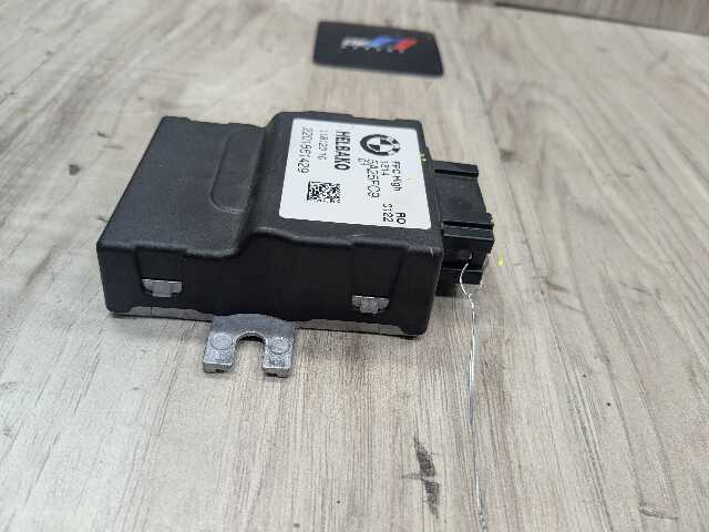 OEM BMW F90 G12 G20 G22 G23 G42 G80 G82 G83 M3 M5 Fuel Pump Control Module Unit