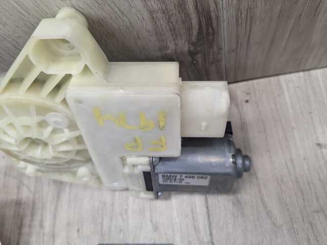 OEM BMW F90 G01 G12* G30 X3 X5 Front Right Passenger Door Window Regulator Motor