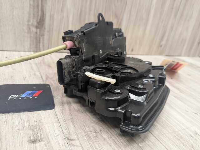 16-22 OEM BMW G11 G12 FRONT RIGHT PASSENGER Door Lock Latch Actuator SOFT CLOSE