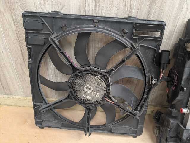 OEM BMW F85 F86 X5M X6M S63 Main Radiator Condenser Fan Shroud ASSEMBLY SET 850W