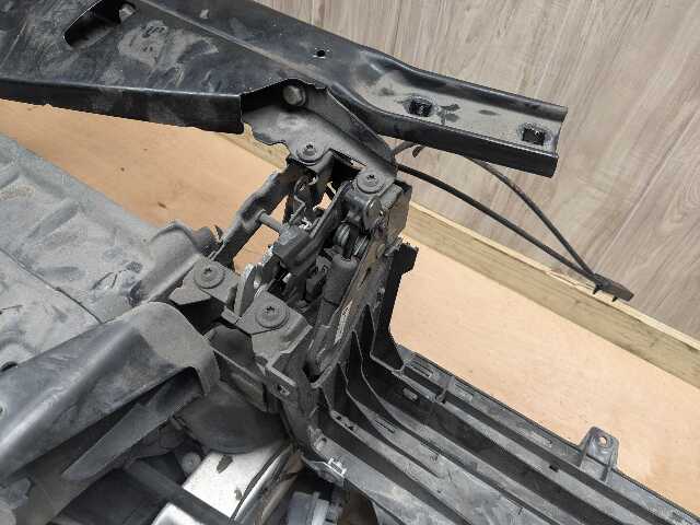 10-12 OEM BMW F01 F02 Alpina B7 Clip Panel Radiator Support Frame Core COMPLETE