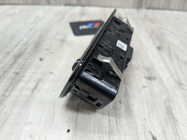 OEM BMW G20 G22 G23 G26 G42 G80 G82 M3 M4 Headlight Control Switch Light Module