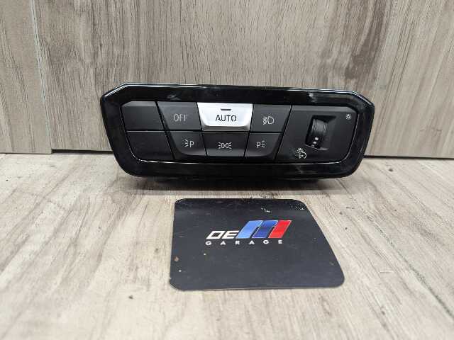 OEM BMW G20 G22 G23 G26 G42 G80 G82 M3 M4 Headlight Control Switch Light Module