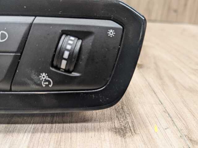 OEM BMW G20 G22 G23 G26 G42 G80 G82 M3 M4 Headlight Control Switch Light Module