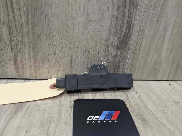 OEM BMW F44 G01 G05 G20 G22 G26 G30 G42 G80 Smart Keyless Entry Antenna Module
