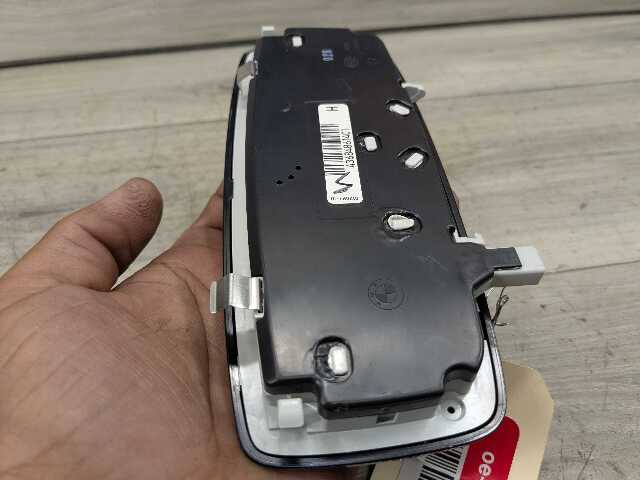 OEM BMW F90 F97 G01 G02 G11 G12 X3 M5 Rear Center Dome Reading LED Light Panel