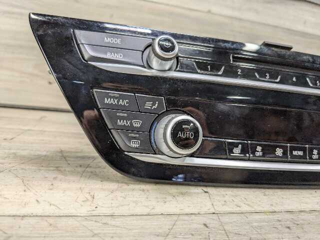 17-20 OEM BMW F90 G30 530 540 M550 AC Climate Control Panel Radio Media Buttons