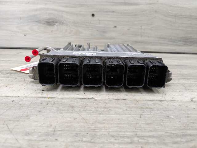 OEM BMW G11 G12 G30 M550 750 DME ECU Engine N63R Control Module Computer 880
