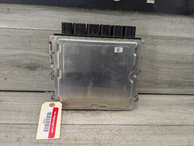 OEM BMW G11 G12 G30 M550 750 DME ECU Engine N63R Control Module Computer 880