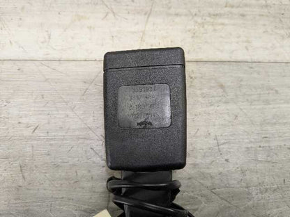 OEM BMW F90 G11 G12 G30 530 540 M550 750 M5 Front Left or Right Seatbelt Buckle