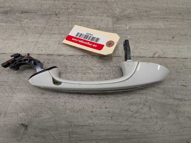 *OEM BMW F90 G30 540 M550 Front Rear Right Passenger Door Handle COMFORT White
