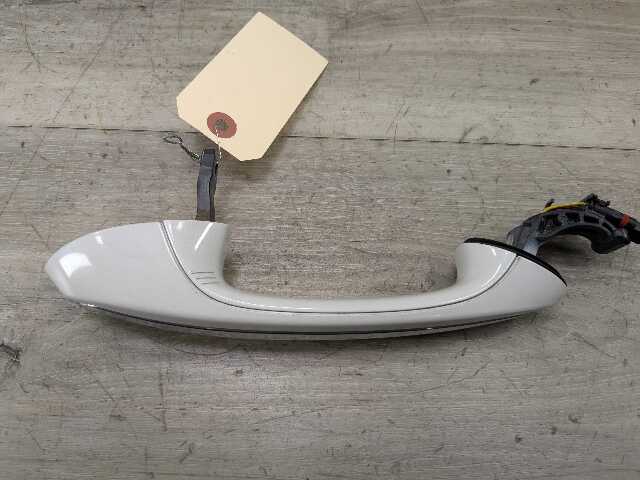 OEM BMW F90 G30 540 M550 Front Rear Right Passenger Door Handle COMFORT White