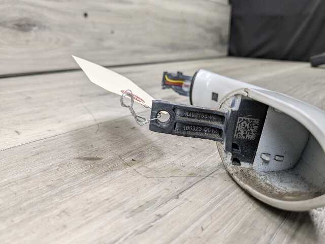 OEM BMW F90 G30 540 M550 Front Rear Right Passenger Door Handle COMFORT White