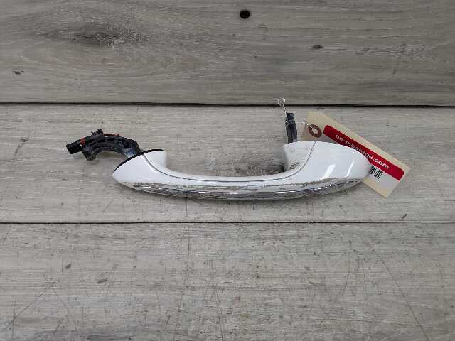 OEM BMW F90 G30 530 540 M550 FRONT Left Driver Door Handle COMFORT ACCESS White