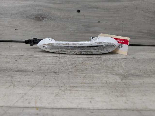 OEM BMW F90 G30 530 540 M550 FRONT Left Driver Door Handle COMFORT ACCESS White