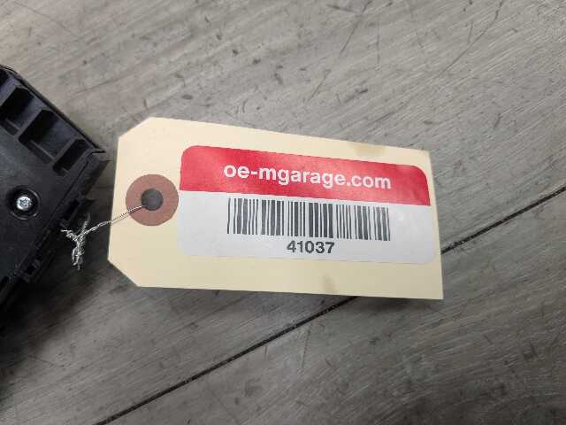 OEM BMW F90 G12 G30 530 540 M550 M5 Front Left Driver Seat Adjust Control Switch