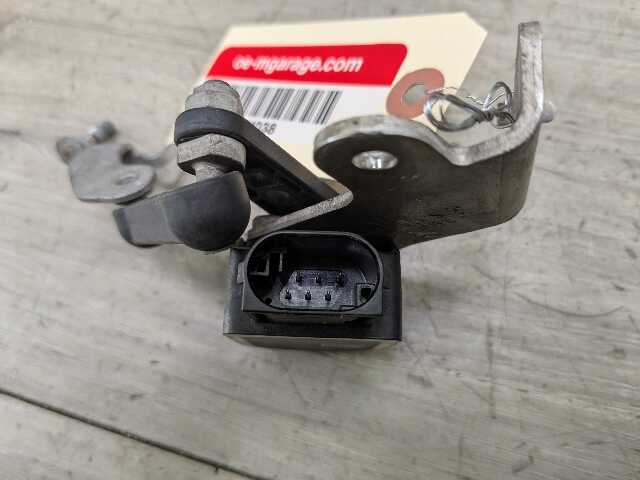 OEM BMW F30 F80 G20 G30 M3 Front Rear Left Right Suspension Height Level Sensor