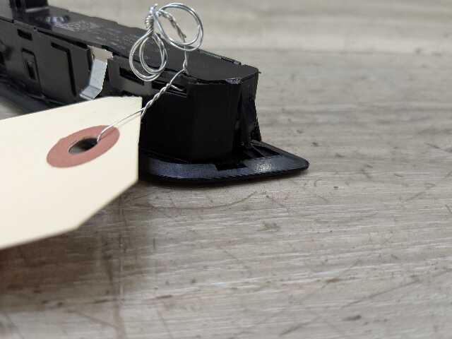 OEM BMW F90 M5 G30 530 540 M550 Front Right Passenger Seat Memory Switch Button