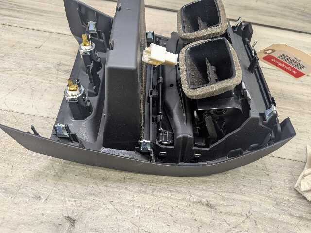 17-20 OEM BMW F90 G30 530 540 M550 M5 Rear Center AC Air Vent Trim Cover Panel