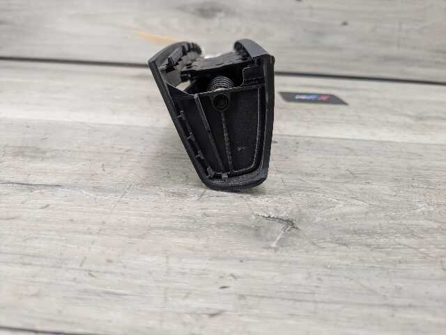 OEM BMW F90 G30 540 M550 M5 Rear Right Passenger Quarter Window Roller Sun Shade