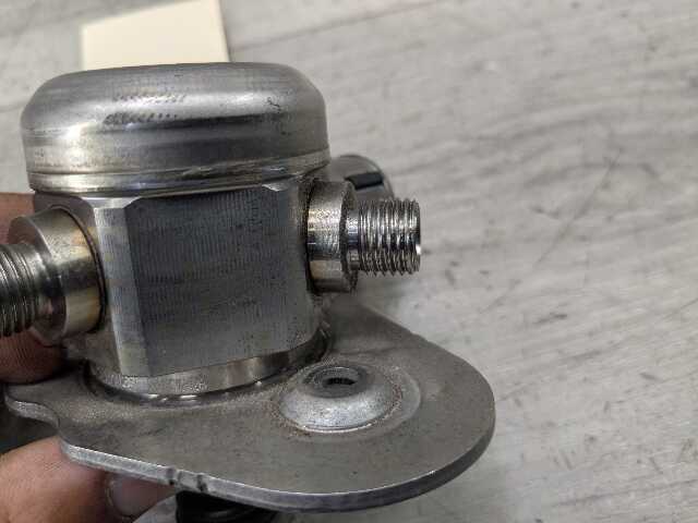 16-20 OEM BMW G11 G12 750 G30 M550 Engine N63R HPFP High Pressure Fuel Pump 1-4