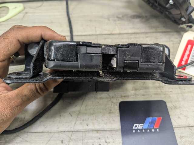 OEM BMW F36 428 430 435 440 Trunk Liftgate Hatchback Power Lock Latch Actuator