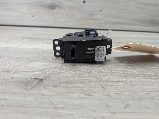 OEM BMW F90 M5 G01 G02 G30 530 540 M550 X3 Parking Brake Auto Hold Switch BLACK