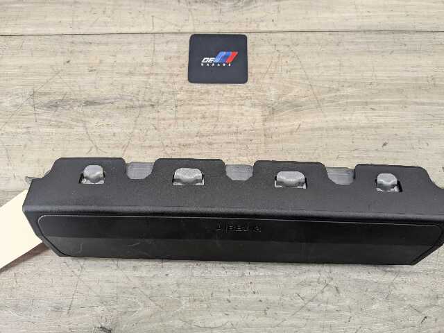 OEM BMW F90 G12 G30 530 540 M550 M5 Front Right Passenger Knee Lower Dash Airbag
