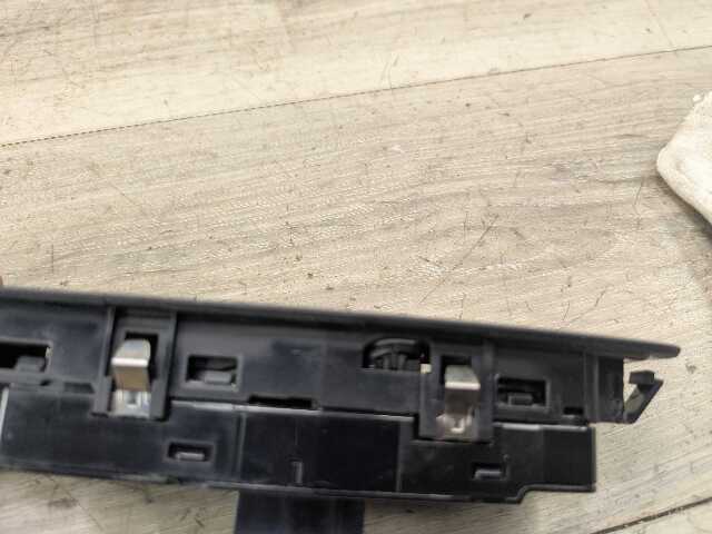 OEM BMW F22 F32 F82 F87 M2 M4 COUPE  Left Driver Master Window Switch Power Fold