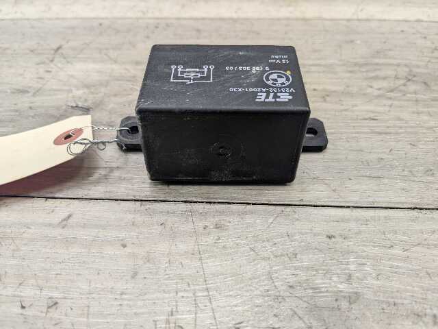 OEM BMW F10 F13 F02 F30 F32 F80 F82 F85 M3 M4 M6 Cooling Fan Relay Control 130A