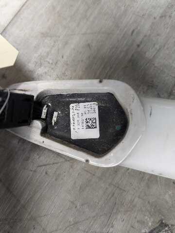 OEM BMW F23 F30 F32 F80 F82 M3 Right Passenger Door Handle COMFORT ACCESS White