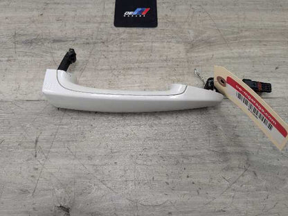 OEM BMW F23 F30 F32 F80 F82 M3 Right Passenger Door Handle COMFORT ACCESS White