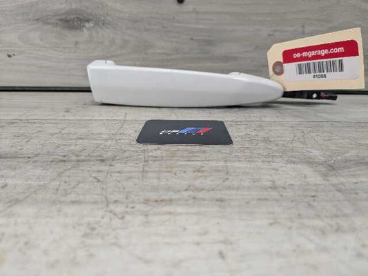 OEM BMW F23 F30 F32 F80 F82 M3 Right Passenger Door Handle COMFORT ACCESS White
