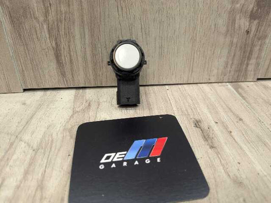 OEM BMW F44 G01* G05 G16 G20 G26 G30* G80 M3 M4 Bumper Parking PDC Sensor White