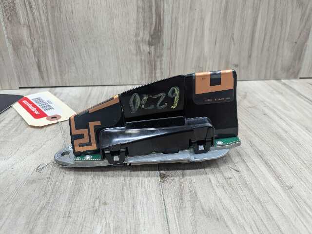 OEM BMW F97 F98 G01 G02 G05 G06 G07 G20 G30 Roof Shark Fin Radio Antenna Module