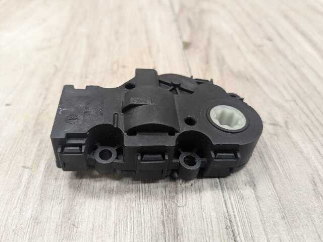 OEM BMW G01 G20 G22 G23 G26 G30 G42 HVAC Air Door Flap Motor Actuator