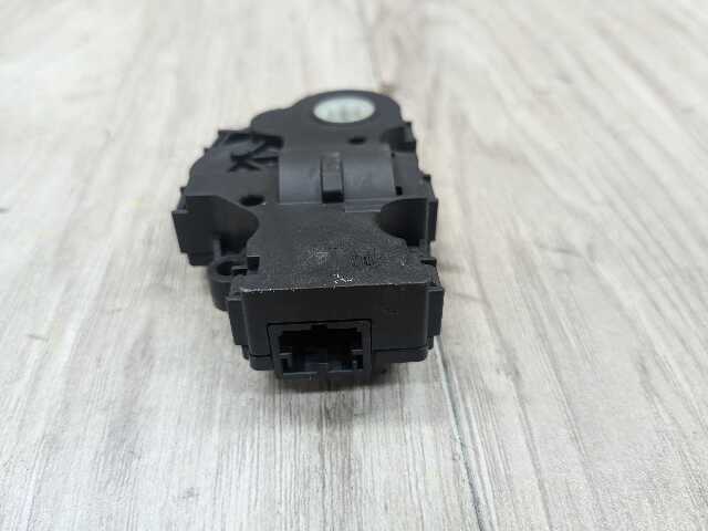 OEM BMW G01 G20 G22 G23 G26 G30 G42 HVAC Air Door Flap Motor Actuator