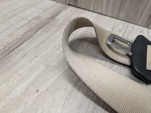 22-25 OEM BMW G42 230 M240 Front Right Passenger Seat Belt Retractor BEIGE