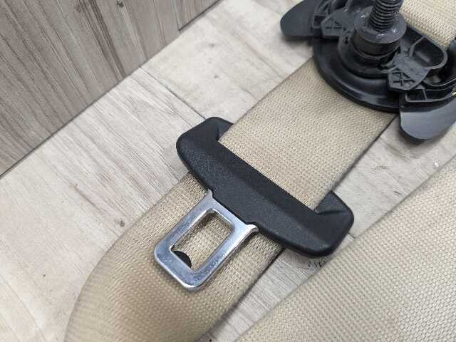 22-25 OEM BMW G42 230 M240 Front Right Passenger Seat Belt Retractor BEIGE
