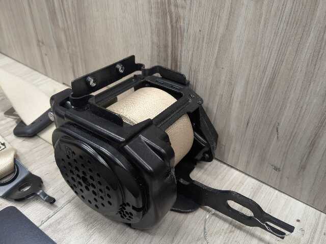OEM BMW G22 G42 230 M240 430 M440 REAR Left Right Seat Belt Retractor BEIGE