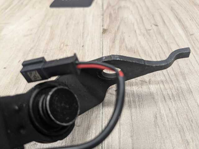 OEM BMW G42 G87 230 M240 M2 Rear Left Driver Side Seatbelt Seat Belt Buckle