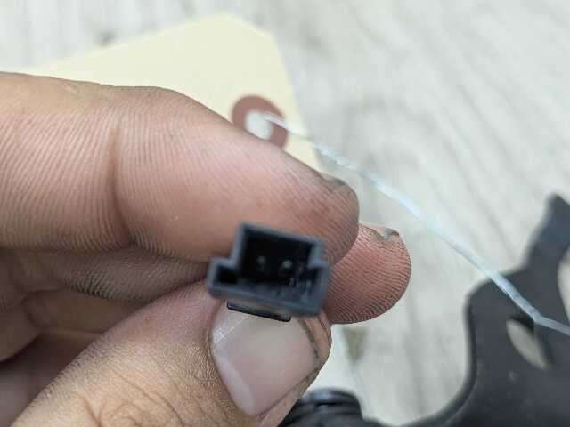 OEM BMW G42 G87 230 M240 M2 Rear Right Passenger Seatbelt Seat Belt Buckle