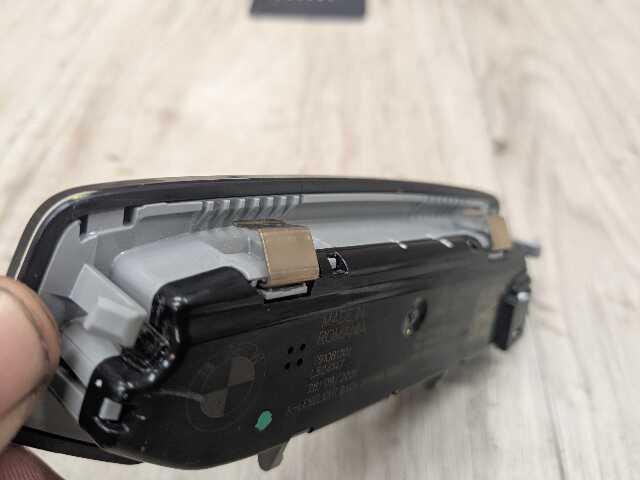 19-24 OEM BMW G20 G22 G23 G26 G42 Rear Center Interior LED Reading Light