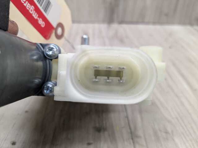 OEM BMW F90 F97 G01 G30 X3 M5 Rear Right Passenger Door Window Regulator Motor