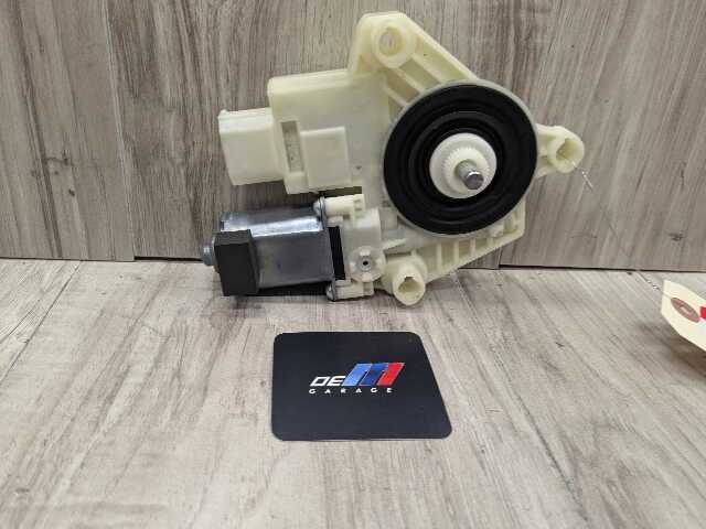 OEM BMW F90 F97 G01 G02 G30 X3 M5 Rear Left Driver Door Window Regulator Motor
