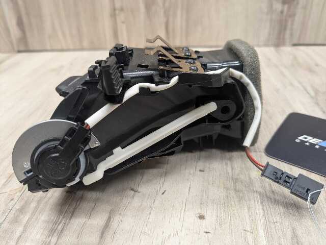 OEM BMW G20 G22 G26 G42 G80 G82 M3 M4 Right Passenger Air AC Vent Dash Grille