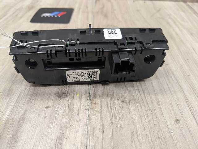 OEM BMW G20 G22 G23 G26 G42 G80 G82 AC Rear Heater Climate Control Switch Panel