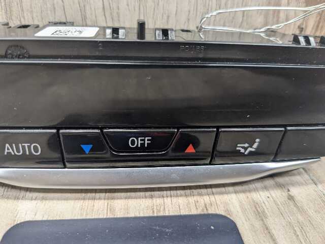 OEM BMW G20 G22 G23 G26 G42 G80 G82 AC Rear Heater Climate Control Switch Panel